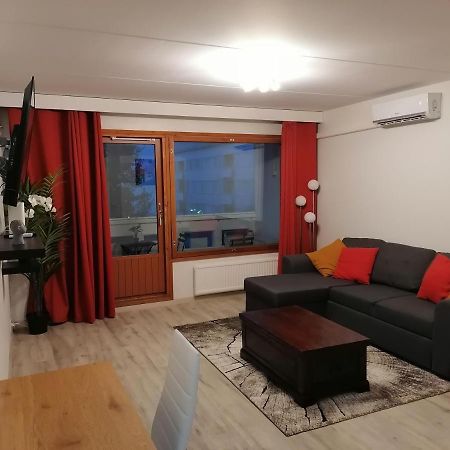 Ferienwohnung Keskustan Kaksio Parvekkeella, Ilmastoitu. Savonlinna Exterior foto