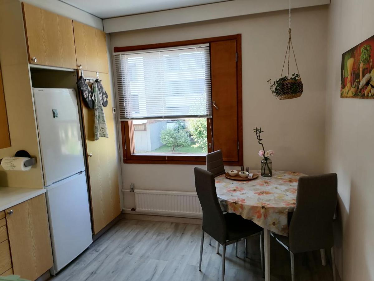 Ferienwohnung Keskustan Kaksio Parvekkeella, Ilmastoitu. Savonlinna Exterior foto